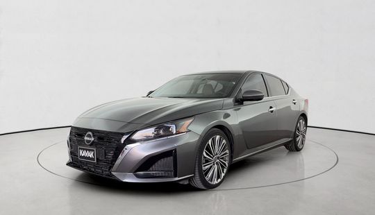 Nissan Altima 2.5 SL AUTO-2023