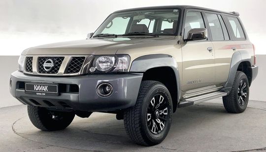 Nissan • Patrol Super Safari