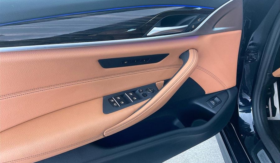 Bmw 520i M SPORT Sedan 2023