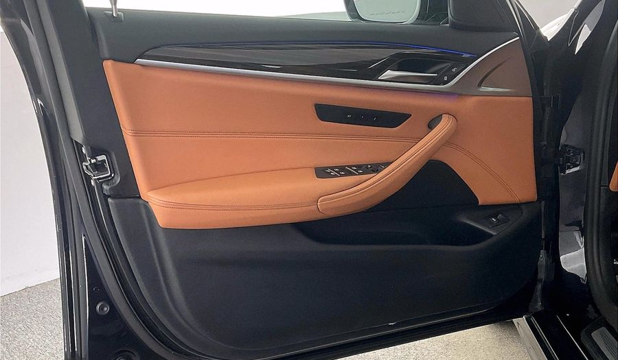 Bmw 520i M SPORT Sedan 2023