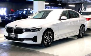 BMW • 520i