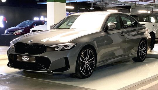 بي إم دبليو 330i M Sport-2023
