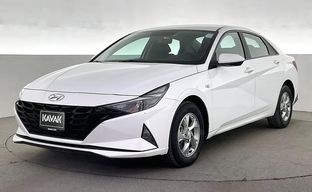 Hyundai • Elantra