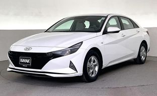 Hyundai • Elantra