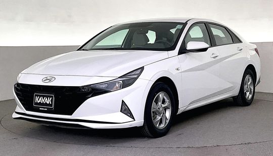 Hyundai • Elantra