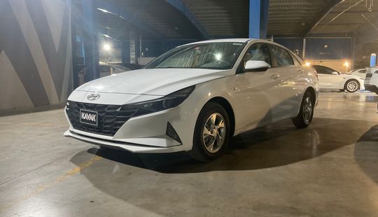 Hyundai • Elantra