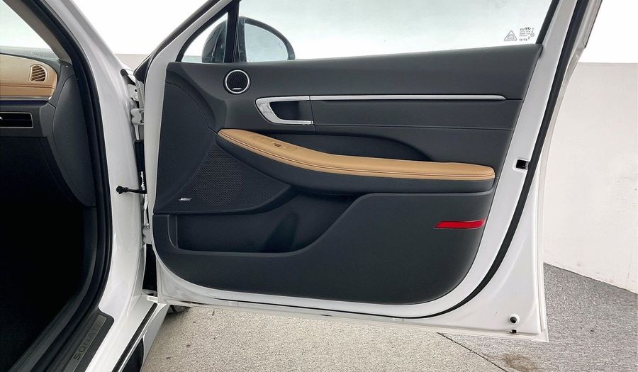 Hyundai Sonata PREMIUM Sedan 2023