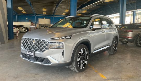 Hyundai • Santa Fe