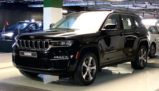 Jeep • Grand Cherokee