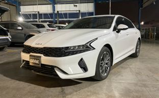 KIA • K5