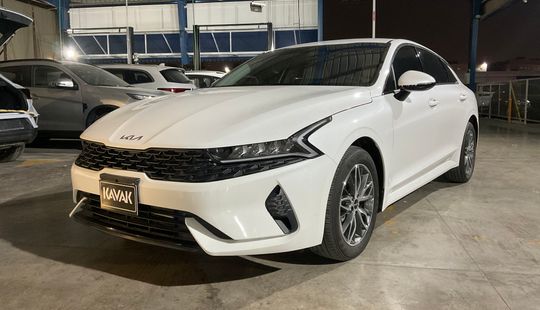 KIA • K5