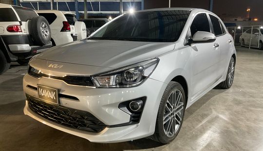 KIA • Rio