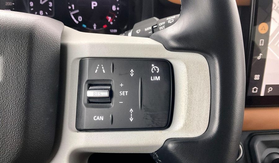 Land Rover Defender P400 130 HSE Suv 2023