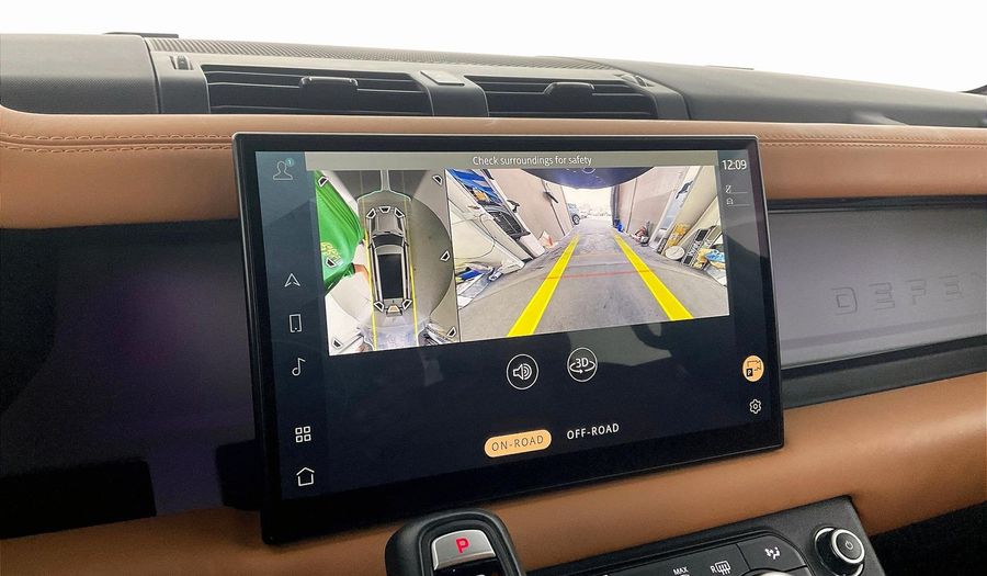 Land Rover Defender P400 130 HSE Suv 2023