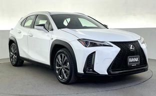 LEXUS • UX200