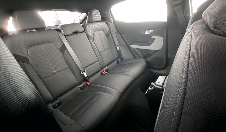Polestar 2 STANDARD RANGE SINGLE MOTOR Sedan 2023