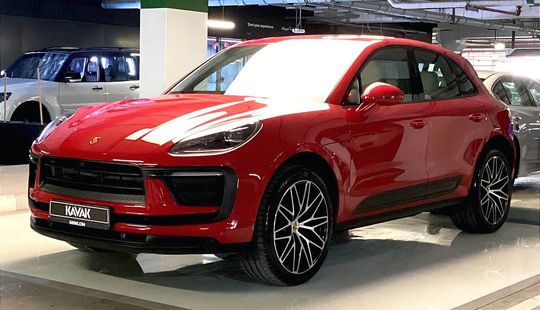 Porsche • Macan