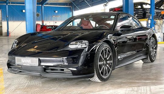 Porsche • Taycan