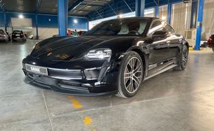 Porsche • Taycan