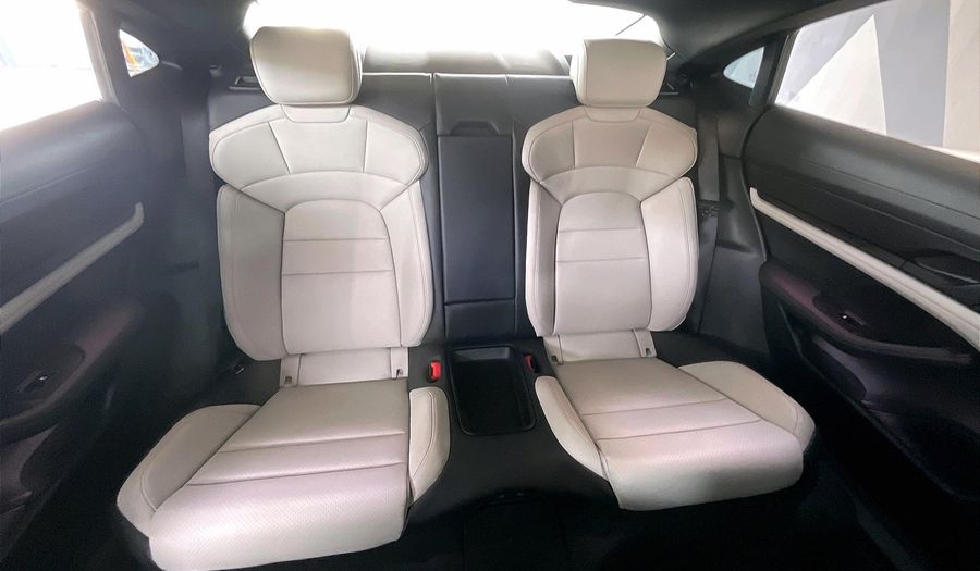 Porsche Taycan TAYCAN Sedan 2023