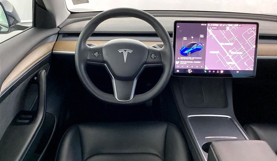 Tesla Model 3 STANDARD Sedan 2023