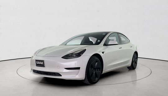 Tesla Model 3 BEV RWD 18ALW WHITE PEARL ALL BLACK INTE-2023