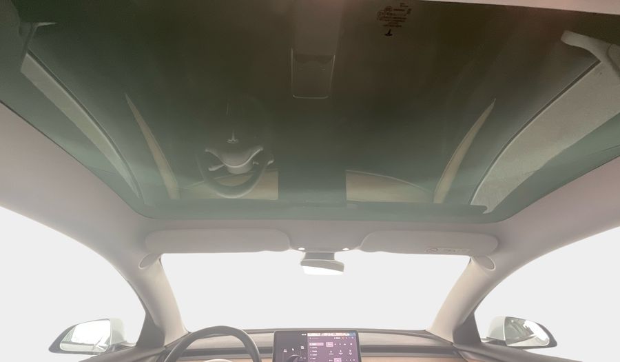 Tesla Model 3 BEV RWD 18ALW WHITE PEARL ALL BLACK INTE Sedan 2023