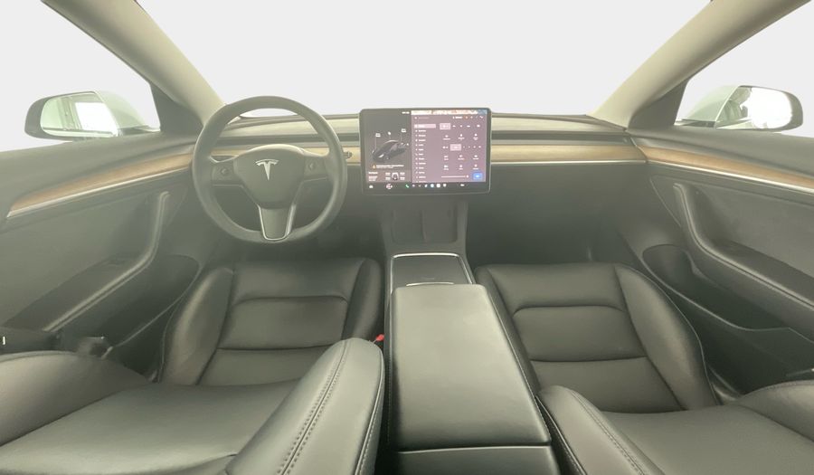 Tesla Model 3 BEV RWD 18ALW WHITE PEARL ALL BLACK INTE Sedan 2023