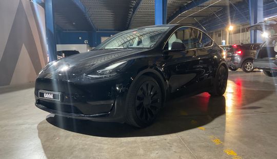 Tesla • Model Y