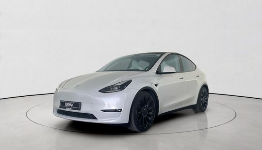 Tesla • Model Y