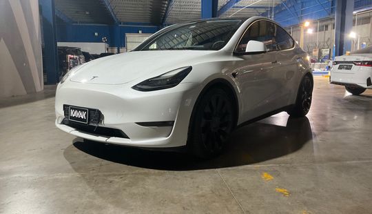 Tesla • Model Y