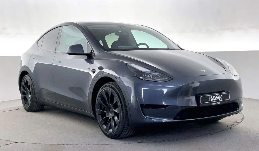 Tesla Model Y STANDARD RANGE Suv 2023