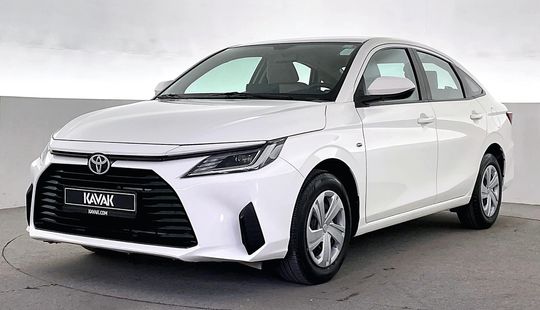 Toyota Yaris E-2023