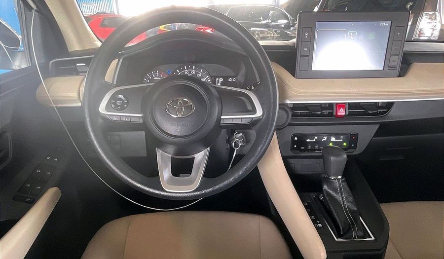 Toyota Yaris E Sedan 2023