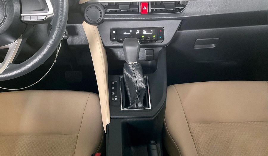 Toyota Yaris E Sedan 2023