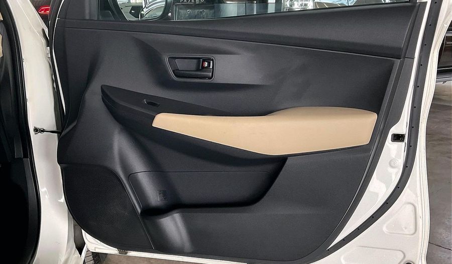 Toyota Yaris E Sedan 2023