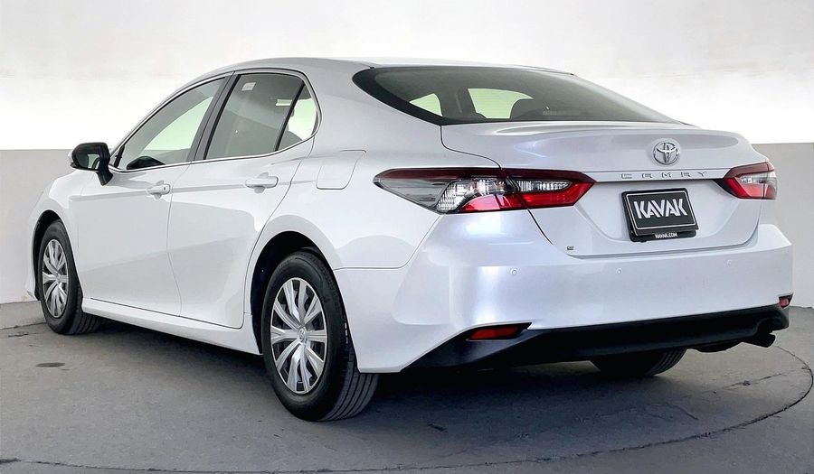 Toyota Camry S Sedan 2023