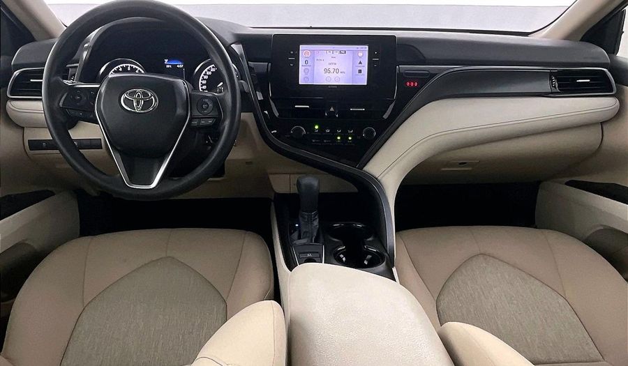 Toyota Camry S Sedan 2023