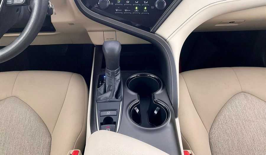 Toyota Camry S Sedan 2023