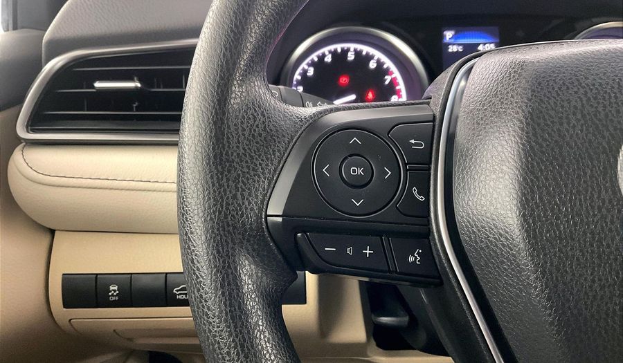 Toyota Camry S Sedan 2023