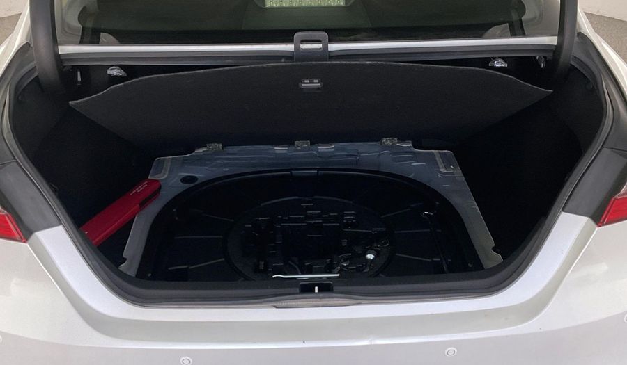 Toyota Camry S Sedan 2023