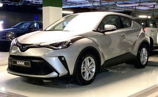 Toyota • C-HR