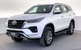 Toyota • Fortuner