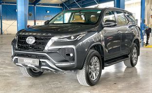 Toyota • Fortuner