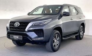 Toyota • Fortuner