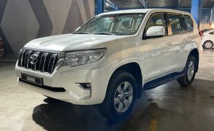 Toyota • Land Cruiser Prado