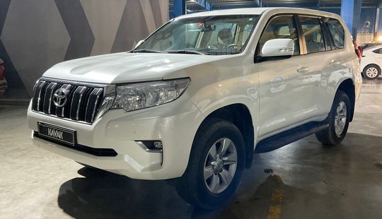 Toyota • Land Cruiser Prado