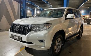 Toyota • Land Cruiser Prado