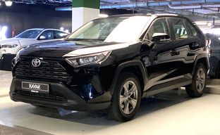 Toyota • RAV4