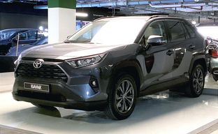 Toyota • RAV4